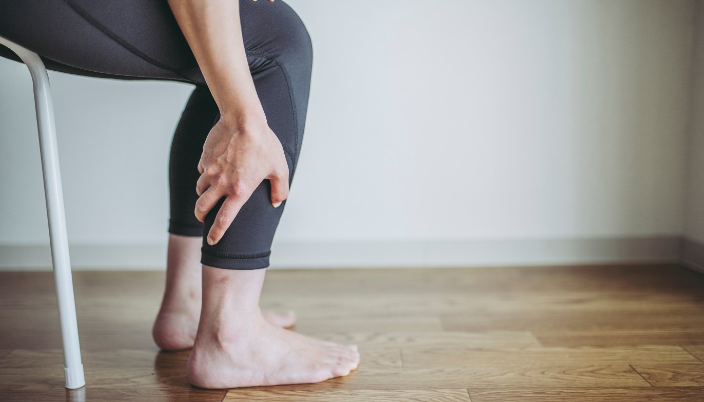 こむら返りはなぜ起こる 過ごし方に気をつけてつらい痛みを予防しよう スギ薬局グループお客様サイト