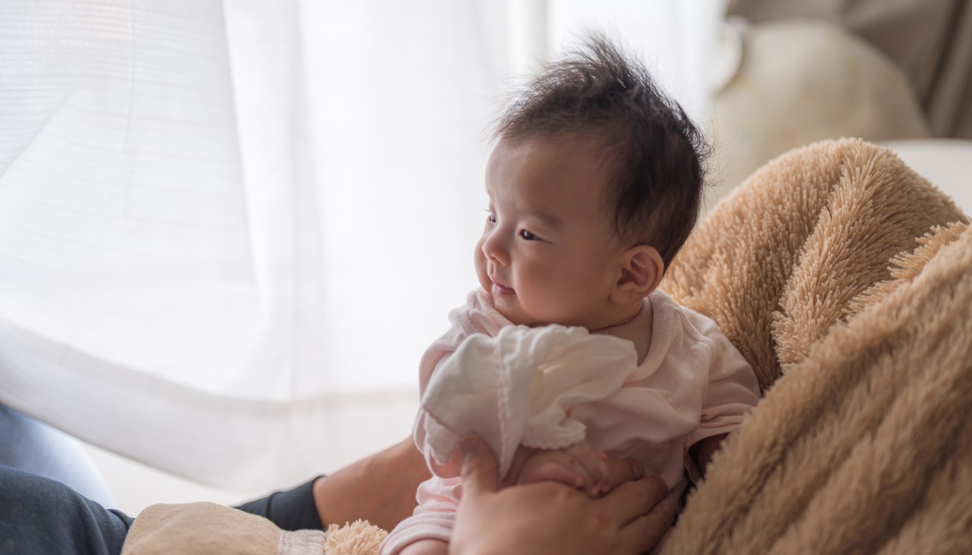 新生児 ずっと 寝 てる